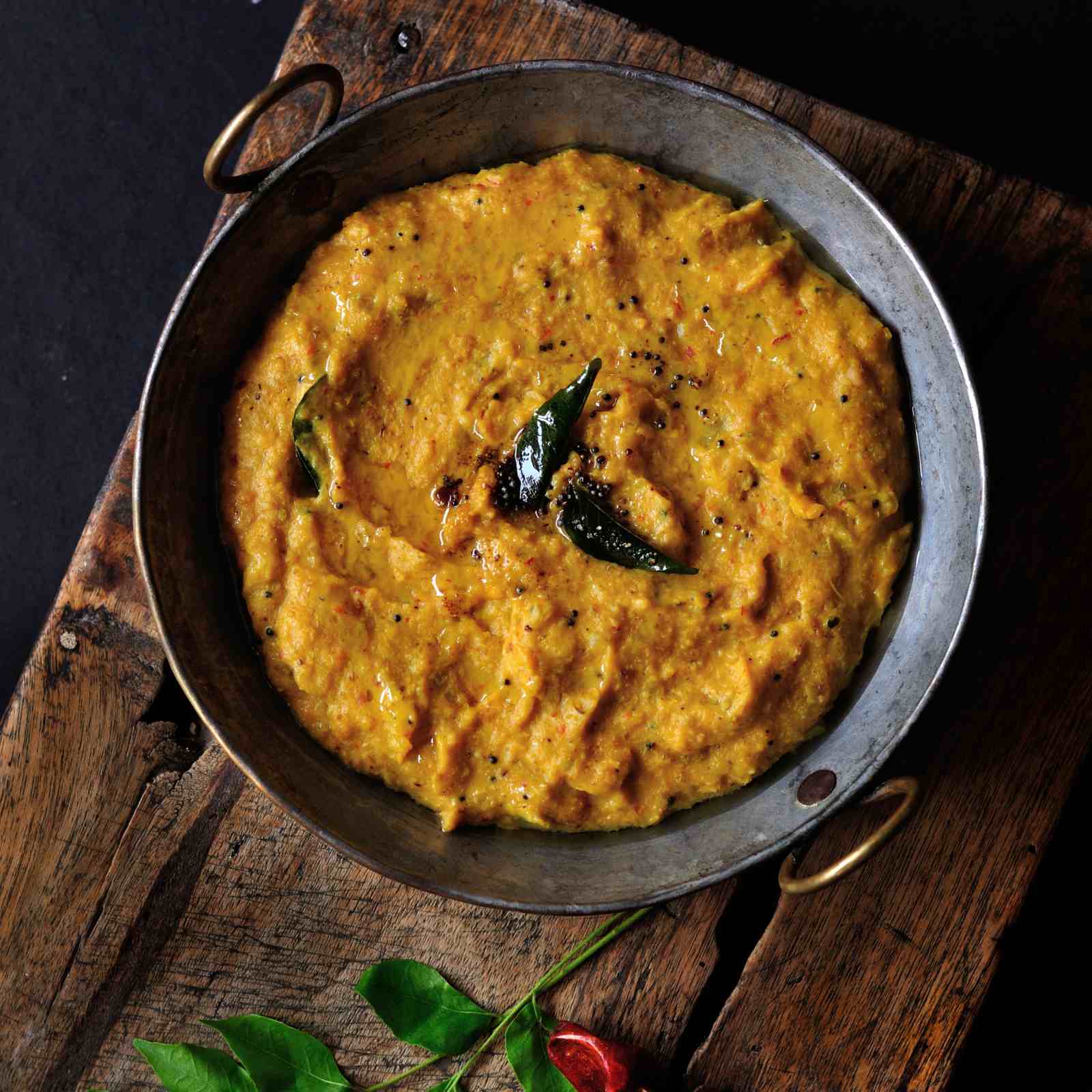 Mavinakayi Gojju Recipe - Mango Curry 