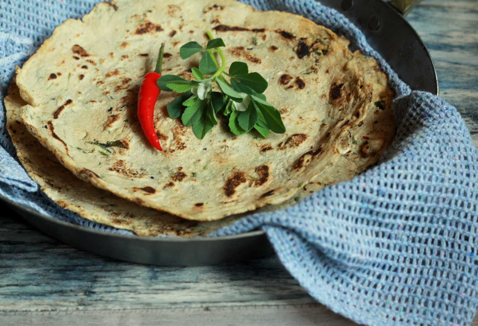 Methi Jowar Roti Recipe Fenugreek And Millet Flatbread By Archanas Kitchen