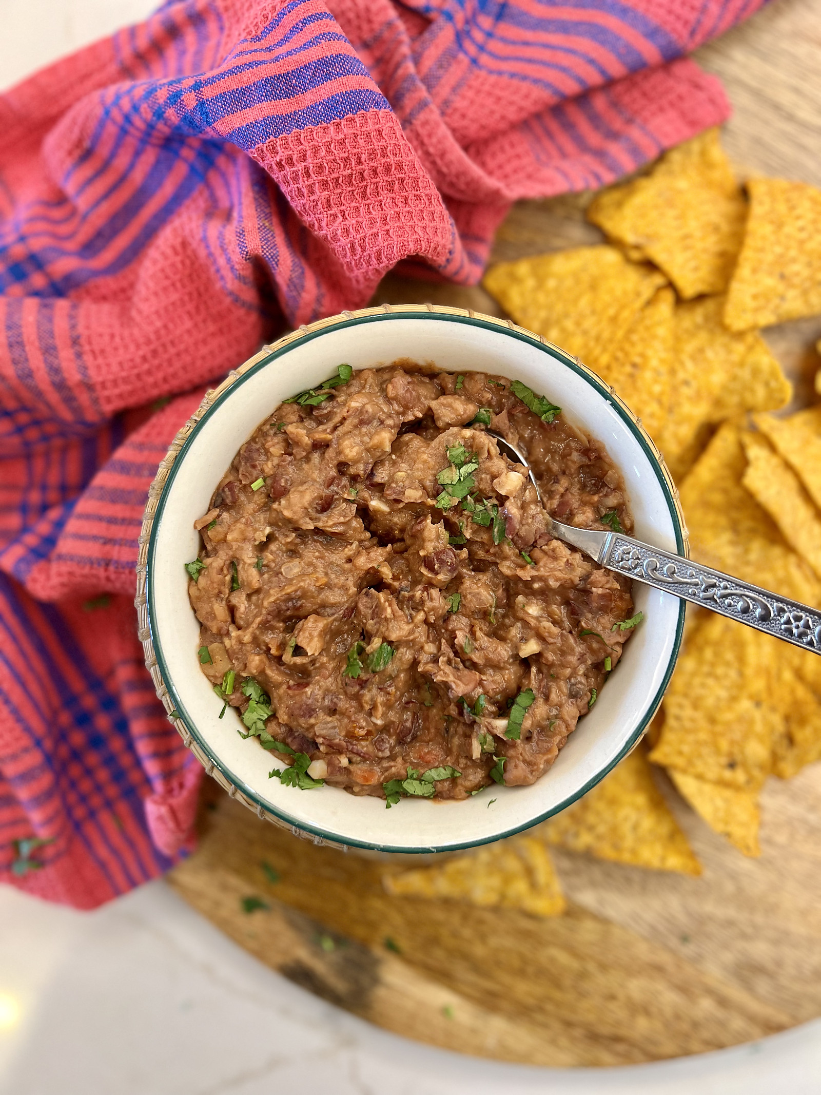 Refried Bean Dip Recipe | Mexican Chilli Bean Dip Recipe