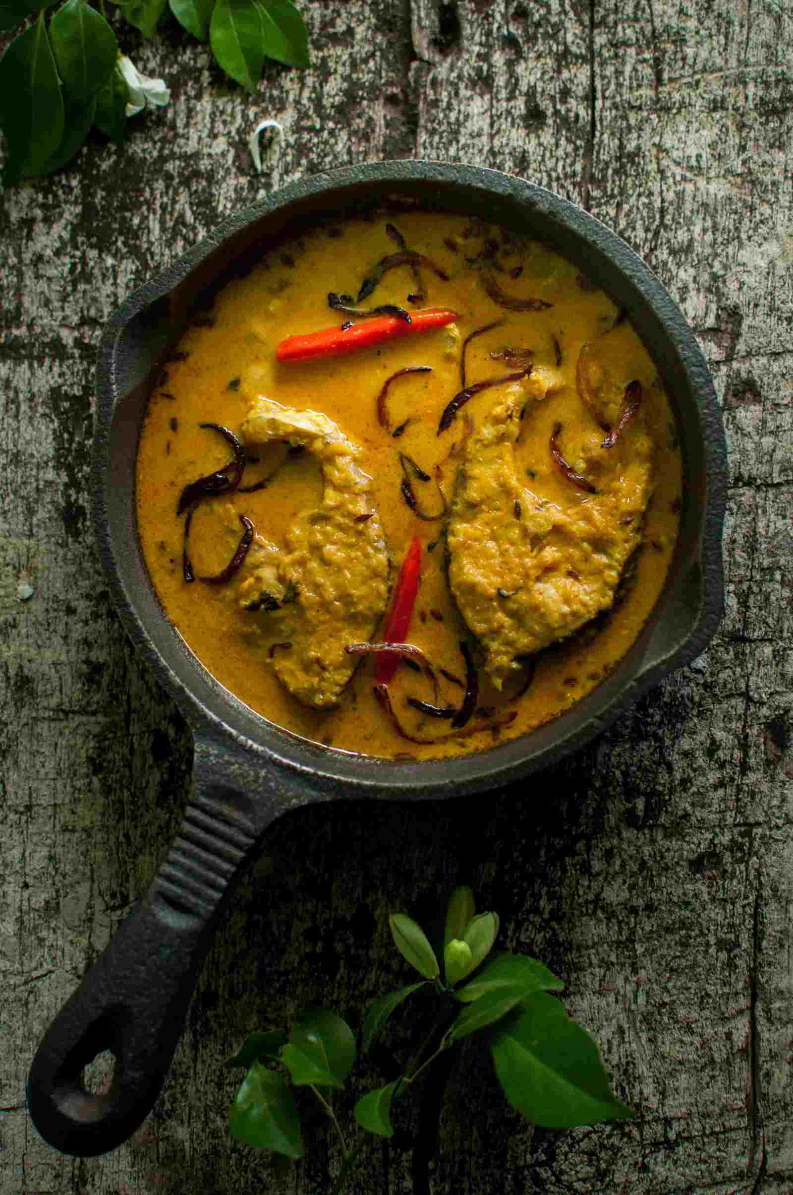Bengali Doi Maach Recipe (Fish In Yogurt Curry) by Archana's Kitchen