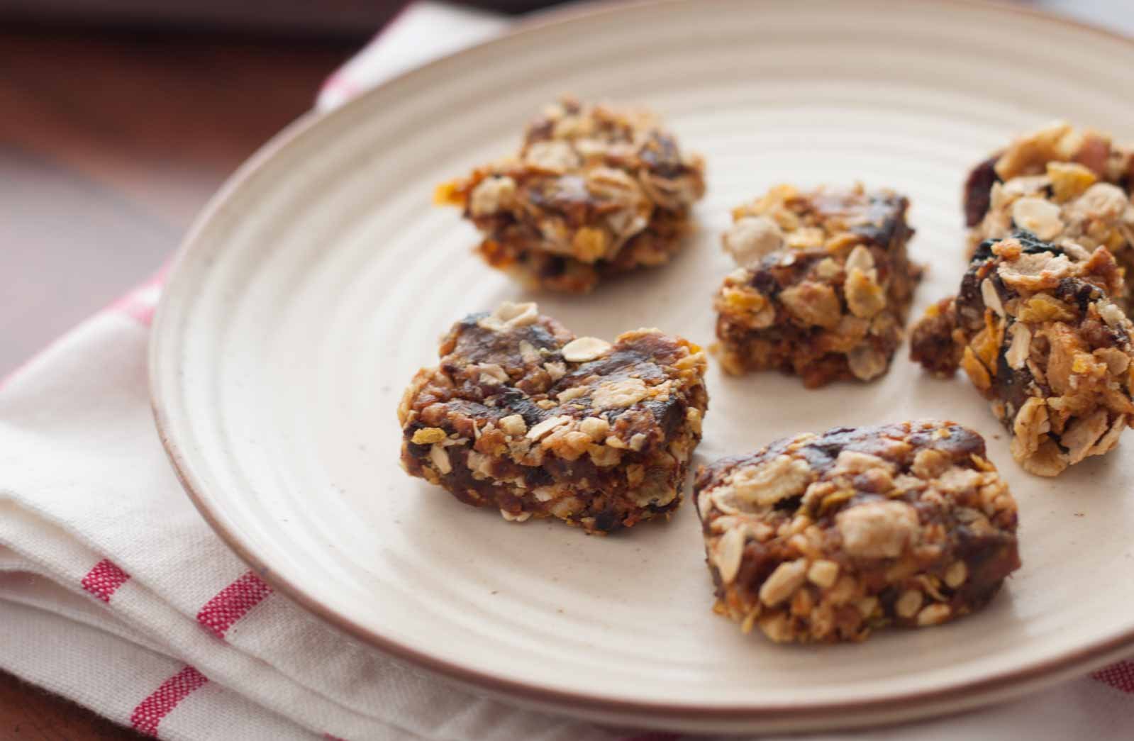 Muesli Peanut Butter Energy Bars Recipe by Archana's Kitchen