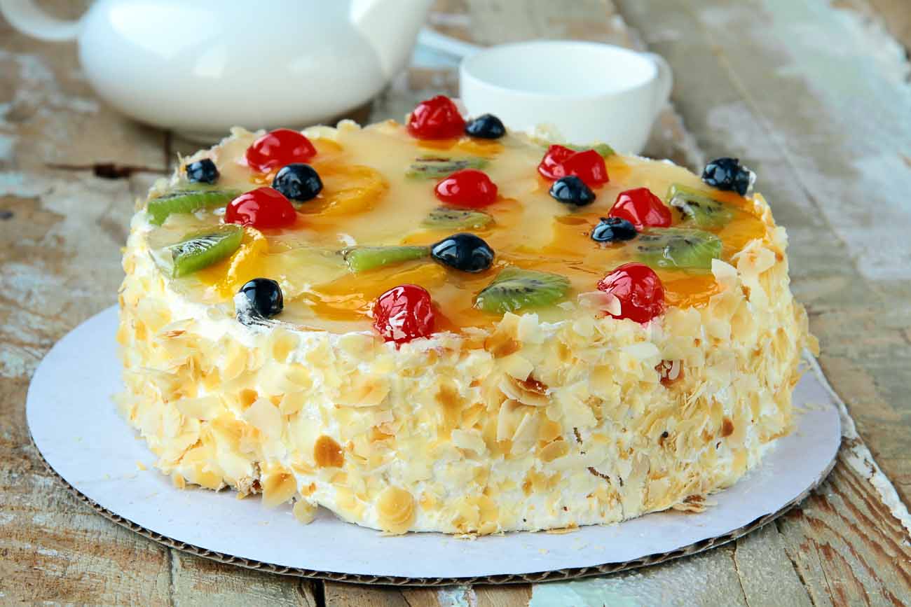 Fruit Cake Recipe without Oven | In this video we tell you the best  homemade recipe of Fruit cake that how you can cook a fruit cake at home without  oven. The