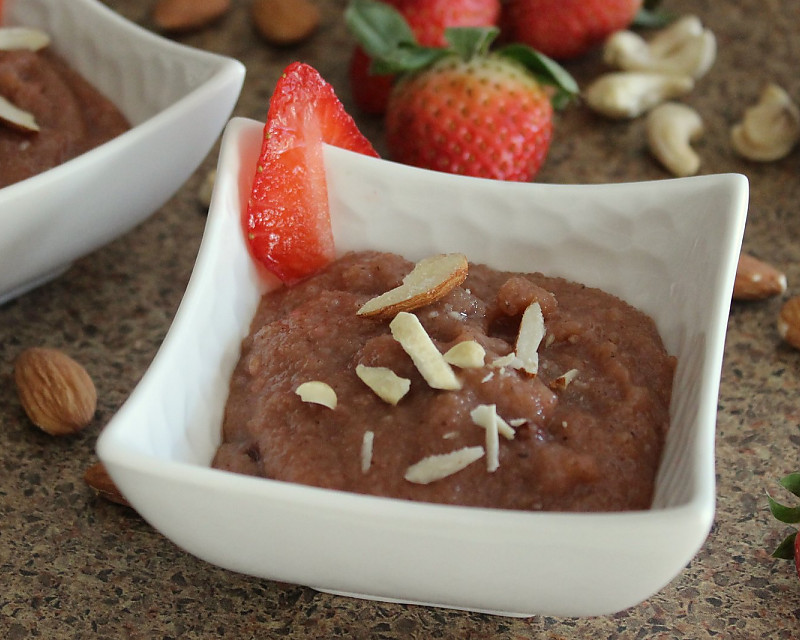 Strawberry And Sooji Halwa Recipe