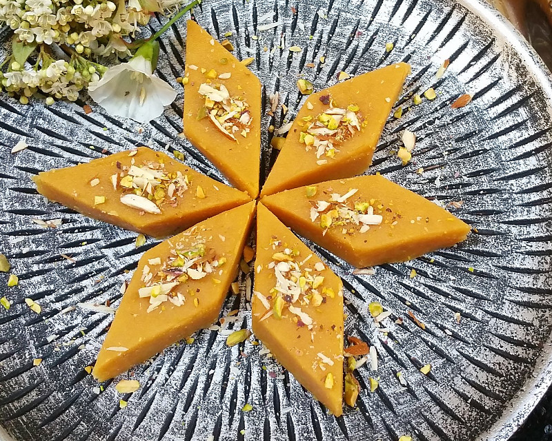 Besan Burfi Recipe