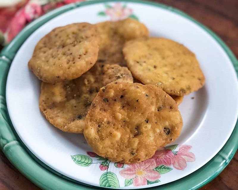 Traditional Mathri Recipe - North Indian Savoury Cracker Recipe